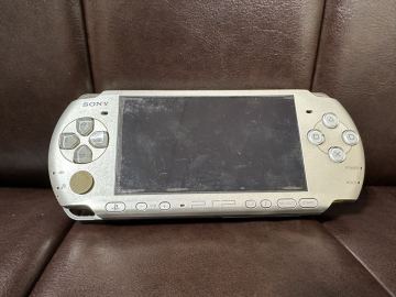 PSP-3000 本体 ジャンク品 シルバー SONY ソニー