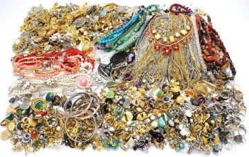 おたからや◆本真珠 珊瑚 天然石 シルバー 絡まり含む メッキ アクセサリー レディース メンズ ネックレス 指輪 大量 約6kg【R-YA03242】