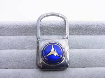 2658ブランド祭 Mercedes-Benz メルセデスベンツ キーリング 925 イタリア シルバー ロゴ 青 銀 アクセサリー 小物 中古品