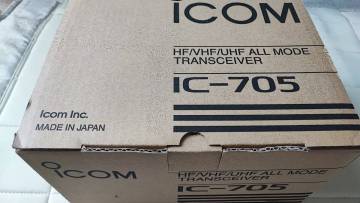 ☆新品未使用 ICOM IC-705☆