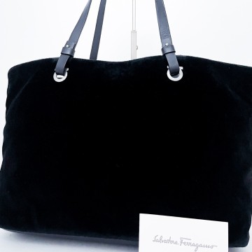 1円■未使用級■最高級ライン■型崩れ無し■Ferragamo フェラガモ 内布総柄 軽量 トートバッグ ビジネス A4 メンズ レディース レザー 黒