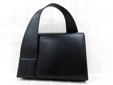 ◆超美品◆GIVENCHY ジバンシィ◆カーフ レザー 本革◆ハンド バッグ◆ブラック シルバー金具◆ヴィンテージ◆腕掛け◆4Gステッチ◆A15972