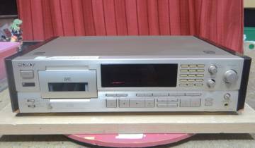 VT4884 SONY/ソニー DTC-57ES DATデッキ 動作未確認 現状品