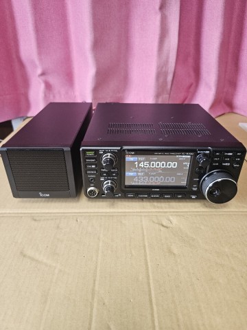 ICOM　IC-9700　100W機+SP-38外部スピーカー
