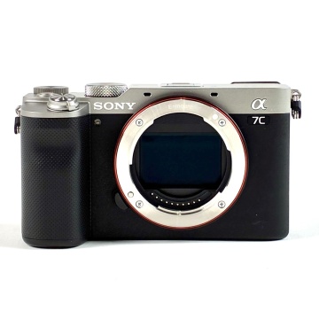 【1円】 ソニー SONY &alpha;7C ズームレンズキット ILCE-7CL シルバー デジタル ミラーレス 一眼カメラ 【中古】
