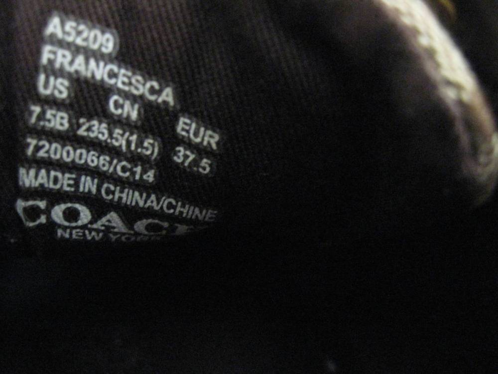 即決 コーチ COACH ローカットスニーカー 23.5cm/7.5B ロゴ入りシグネチャース ベージュｘ茶色