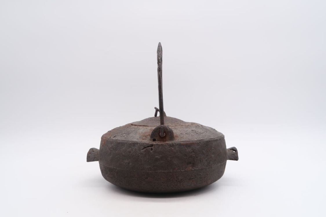 宮崎寒雉 造 身在印 鰐口形 鉄瓶 手取釜 在銘 鉄蓋 湯沸 急須 希少作 煎茶道具