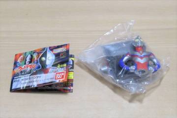 ★新品　ガシャポンHG　ウルトラマン32　人間標本５・６編編　「ウルトラマンティガ（マルチタイプ）」