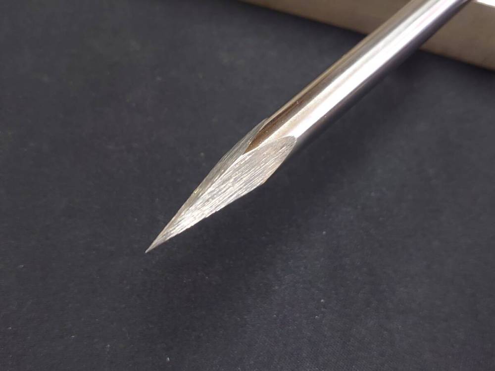 マグロ クエ〆具 10&phi;ロング 大型魚用 ＃キハダマグロ クエ 大型カンパチ ヒラマサ ソルティガ SWステラ ゼナック 脳締め 神経締め 締め具 