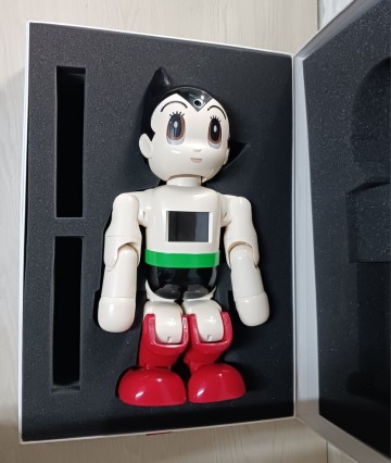 講談社　コミュニケーションロボット ATOM　 鉄腕アトム 　ロボット フィギュア　(A)