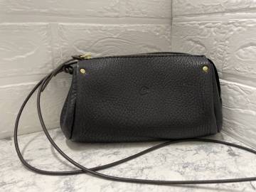 レザークラフト ポシェット 革 黒 紐のストラップ コンパクトタイプ USED