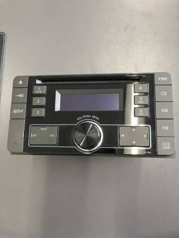 【美品】TOYOTA　トヨタ純正CDプレーヤー　08600-00M10　中古　美品