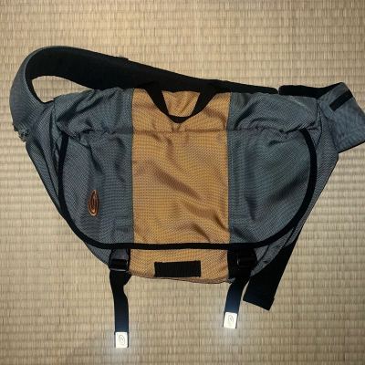 Timbuk2 ショルダーバッグ メッセンジャーバッグ 古着 ティンバックツー バッグ ショルダー カーキ系 黄色 
