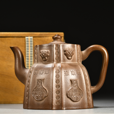 2632QN&6中国骨董 人間国宝 [ 乾隆年制款紫泥堆塑獅面紋紫砂壷] 紫砂壷 茶道具 中国宜興 朱泥 急須 煎茶道具