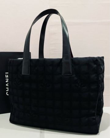 CHANEL ● 極上美品 綺麗！ シャネル ニュートラベルライン トートバッグ MM ブラック ハンドバッグ 黒 