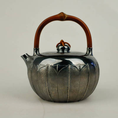  純銀保証 北村静香造 瓜形筋入 湯沸 銀瓶 純銀製 時代物 美術品 煎茶道具