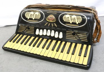 【ト足】EXCELSIOR エキセルシァー アコーディオン Model 312 41鍵 イタリア製 鍵盤楽器 音楽 演奏 CO741CMM26