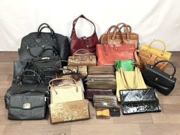 【え沖】革バッグまとめ バッグ 財布 小物 28点 クロコダイル オーストリッチ ハラコ パイソン レザー 鞄 現状品 MD399MRR38