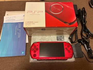 ☆超美品　ほとんど無傷　動作良好　PSP - 3000 ラディアントレッド red SONY メモリースティック　バッテリー付き★
