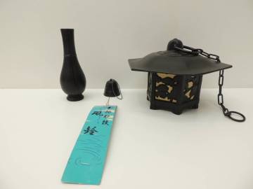 骨董祭 南部鉄器 おまとめ 風鈴 吊り灯篭 花瓶 フラワーベース 保管品