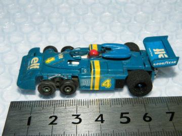  o品名o 年代品 トミー AFX マグナカー?スロットカー系タイレルP34 Tyrrell ティレル 車体モーター走行F1ミニカー♪一応モーター動作は確認