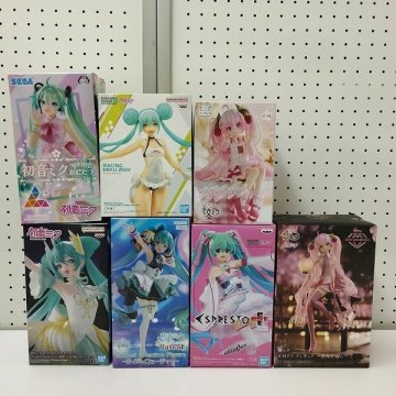 mK789c [未開封] 初音ミク Exc∞d Creative サイバーフューチャー AMP+ 桜ミク 桜提灯ver 他 | 美少女フィギュア J