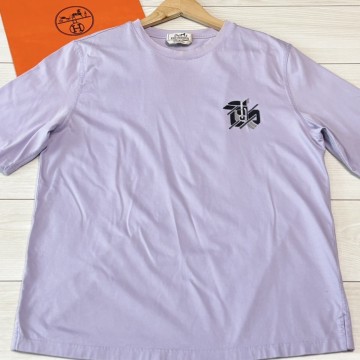23SS HERMES エルメス ミニレザーパッチ Tシャツ 半袖 パープル 羊革 胸ロゴ 春夏 コットン トップス メンズ Sサイズ