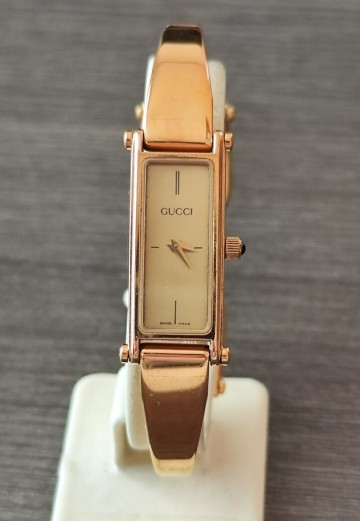 稼働品 GUCCI 1500 ゴールド文字盤 オリジナルバンド 