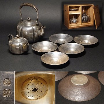 慶應◆【生駒時計店】造 純銀製阿古陀形湯沸・急須 茶托 茶器3点揃い 903g 元箱 煎茶道具