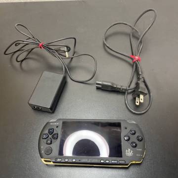 SONY PSP-3000モンスターハンター限定モデル 動作品 充電器 付き PlayStation Portable [a25070063cp］