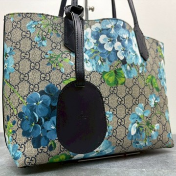 【極美品/希少品】グッチ GUCCI トートバッグ リバーシブル ハンドバッグ GGブルームス 花柄 PVC レディース メンズ GG柄 レザー