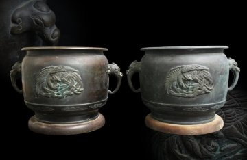 【江】時代 銅製 龍鳳凰図象双耳火鉢 瓶掛 2セット 25×32×22.5㎝ 重量約3.5㎏ 古美術品(茶道具古民具古道具)X1207 CTDBcbxg
