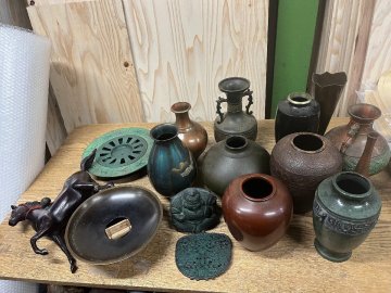 ☆中古☆ ①　金属工芸　まとめ売り　花瓶　置物　他　銅器