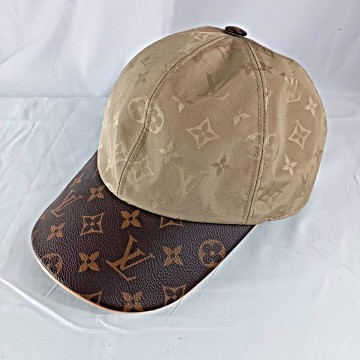 美品　LOUISVUITTON　 ルイヴィトン　 モノグラム　 キャップ　 帽子　