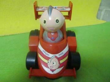旧品！1980年　ウルトラマンキッズ　F-1ゼンマイ走行！！