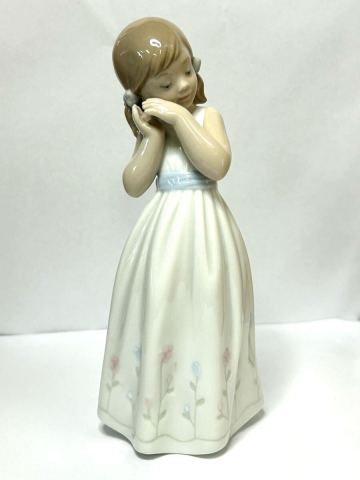 リヤドロ LLADRO 【我が家のプリンセス】　陶器人形 