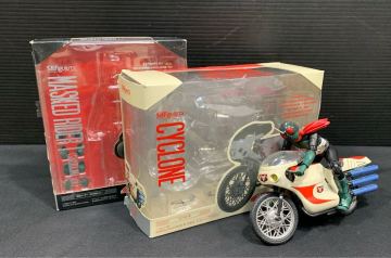 主要パーツほぼ有 開封展示品 外箱有 S.H.Figuarts 仮面ライダー1号 旧サイクロン号 2体セット S.H.フィギュアーツ バンダイ検)桜島Ver. 