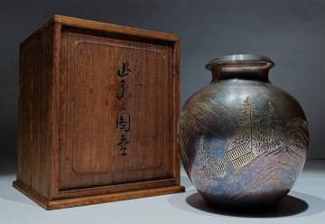 ★☆旧家蔵出/ 時代 英風作 純銀製【山水之図壺】花瓶 骨董 古美術 茶道具 花器 共箱//貴重希少品☆★