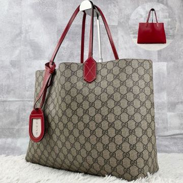 美品 GUCCI グッチ トートバッグ ハンドバッグ ビジネス 通勤 通学 書類 メンズ GG柄 肩掛け PVC レザー リバーシブル ステッチ 赤 ロゴ型