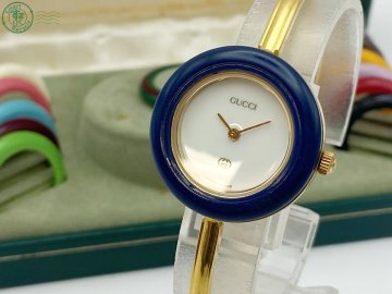 2BF0605365　◇ 1円～! GUCCI グッチ 11/12 チェンジベゼル 12色 バングルウォッチ クォーツ 白文字盤 ゴールドカラー 腕時計 中古 不動