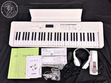 BG0707939　★ 1円～！ CASIO カシオ 光ナビゲーションキーボード Casiotone カシオトーン LK‐530 2023年製 キーボード 電子ピアノ 中古