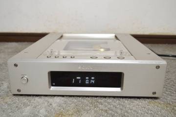 ★ジャンク品★SONY　CDP-X5000　ソニー　CDプレーヤー　★電源OK・トップカバー開閉OK・再生OK★