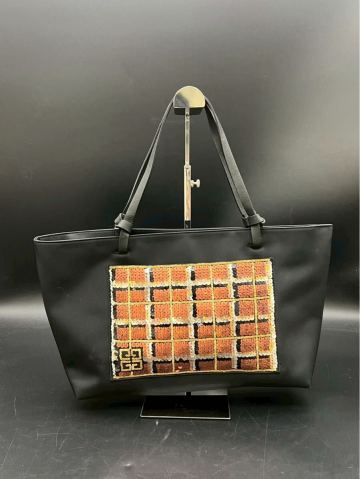 曽我部　7月　NO.259　GIVENCHY　ジバンシー　トートバッグ　ブラック　携帯収納あり　ビーズ　汚れ劣化あり　ブランド　ファッション