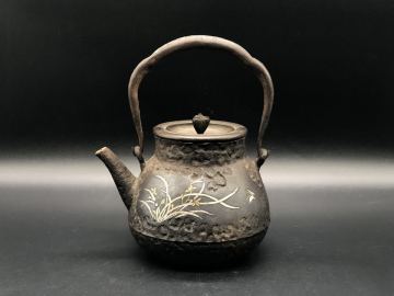 煎茶道具 時代物 古作 鉄瓶 釜師 安之介 龍文堂造 銅蓋 金銀象嵌 茶道具