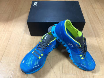 ・スピード発送 新品未使用 ON(オン) CLOUD X 軽量クッション ランニングシューズ 000020.4045(Water/Blues)２７．０ＣＭ