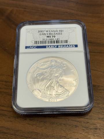 005 　アメリカ　シルバーイーグルコイン　１ドル銀貨　MS70　NGC スラブ入り