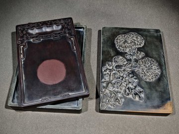 【安】清時代 乾隆宸翰銘 松花石彫 菊花紋套硯 書道具 文房具 極細工 中国古美術 古美味 時代物 古董品 295