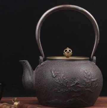 新入荷☆ 職人手作り★喜びに目を輝かす 鉄やかん 鉄びん 鉄分補給 南部鉄器 急須 ティーポット 茶壺 提梁壷 水壷 茶道具★1.4L