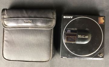 【A-981】SONY ソニー ポータブルCDプレーヤー Discman BP-100 D-50MkⅡ 動作未確認