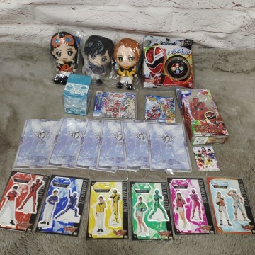 キラメイジャー グッズ まとめ　 ぬいぐるみ 変身ブレス アクリルスタンド アクリルキーホルダー サウンド戦士 キラメイレッド A08044